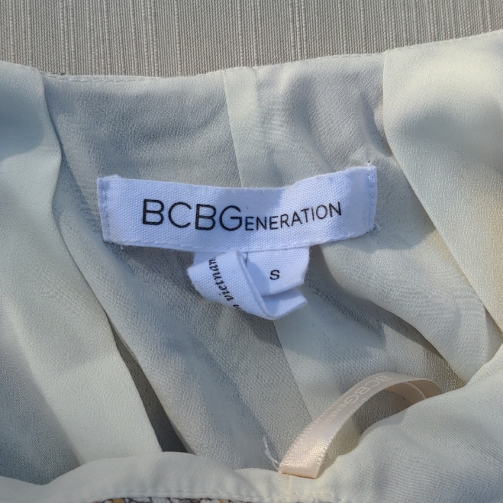 BCBGeneration Print Style Dress - Picture 5 of 5